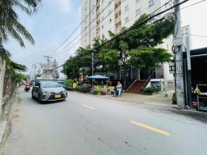 Khu phân lô đường HÀ HUY GIÁP, P THẠNH XUÂN, Q12, dt 70m2 (5,5mx13m), đường 7m, giá 5tỷ